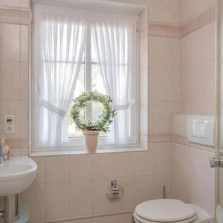 Дом отдыха Doppelhaus Gartenweg Ferienhaus Ruhepol Санкт-Петер-Ординг
