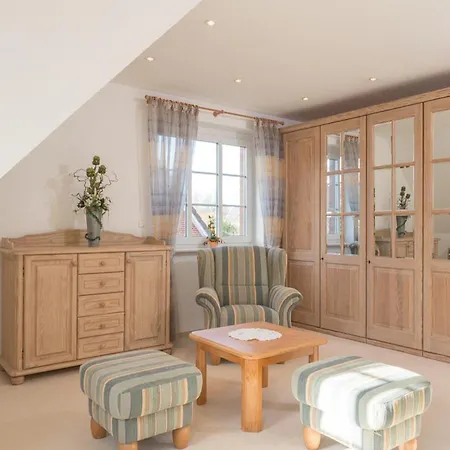Дом отдыха Doppelhaus Gartenweg Ferienhaus Ruhepol *