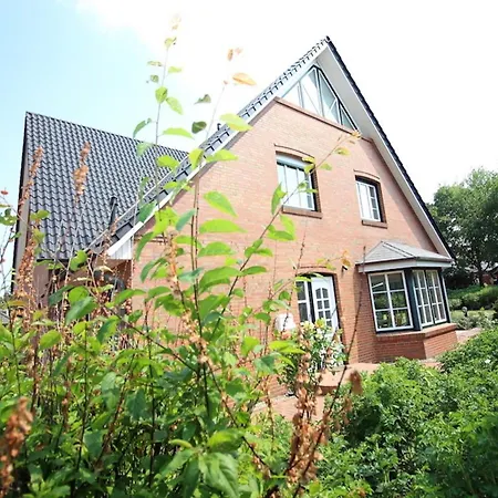 Doppelhaus Gartenweg Ferienhaus Ruhepol Дом отдыха